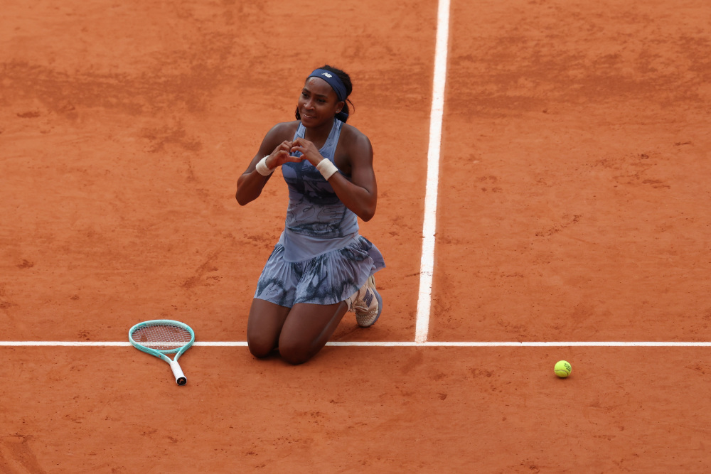 现代足球中 现代足球中